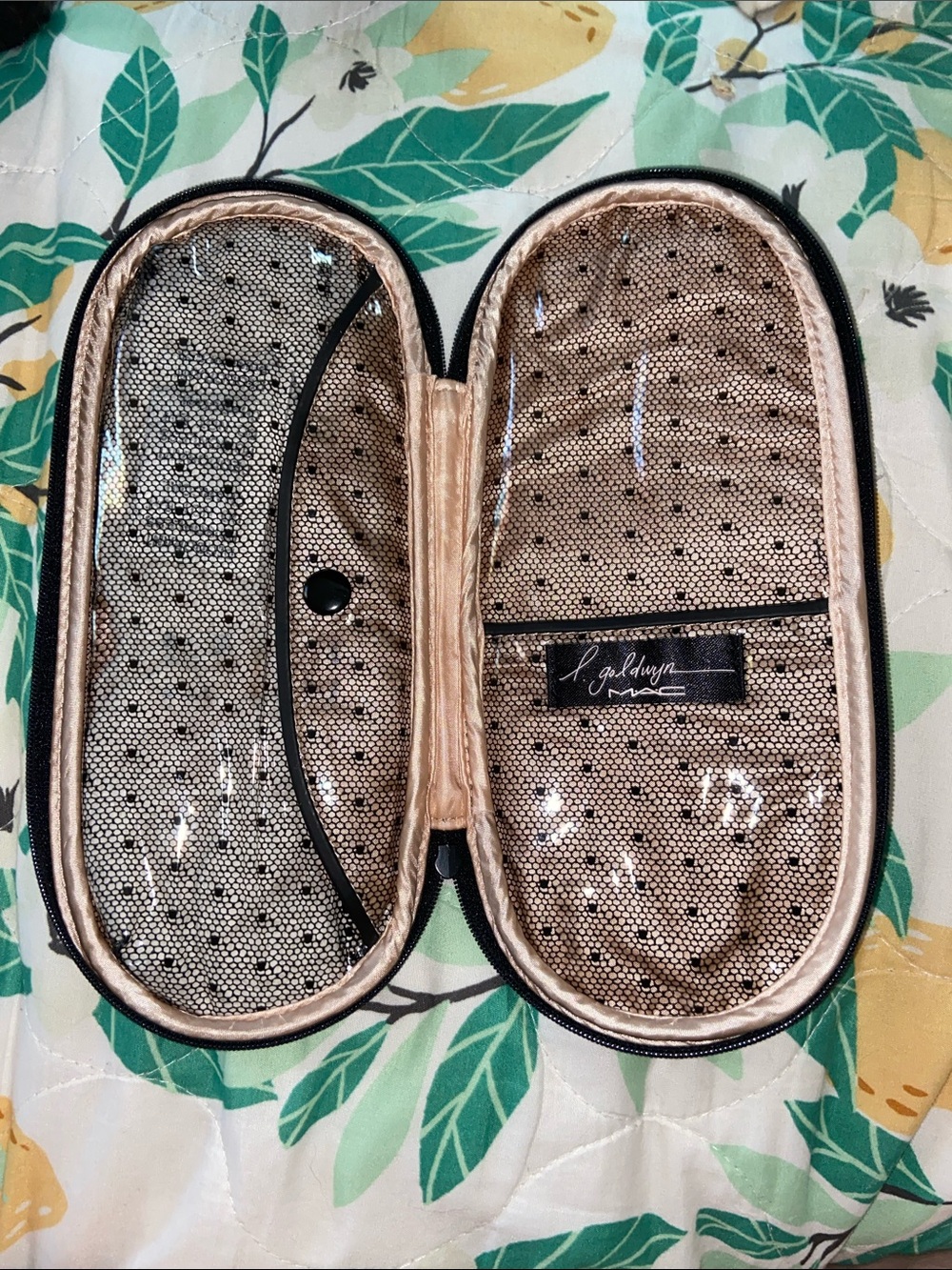 MAC x LIZ GOLDWYN LEOPARD CASE Makeup Brush Travel Pouch NWOT - Picture 2 of 3